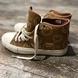 American Eagle Smiley Face Hi Top